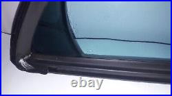 03-09 Mercedes W211 E350 Rear Right Door Quarter Vent Window Glass 2117300255