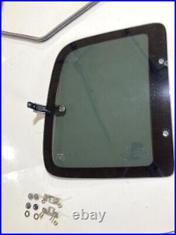 1993-1998 Toyota T-100 RH quarter glass vent window (passenger-side) withlatch