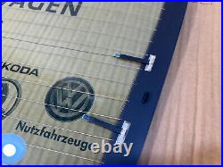 VW Transporter T5 GENUINE Rear RIGHT Window Glass Heated 7H1845502C
